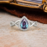Dazzling 3 - Prong Pear-Cut Alexandrite Engagement Ring
